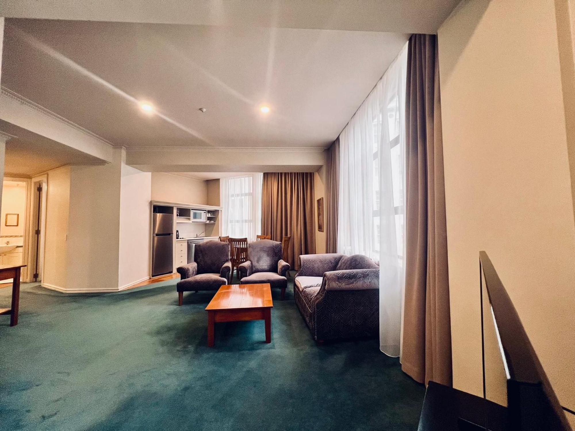 Quest Wellington Aparthotel Exterior photo